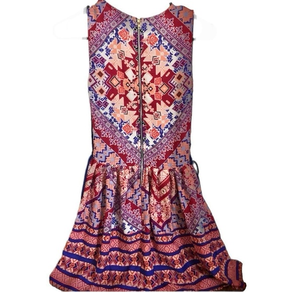 Xhilaration Bright Geometric Adjustable Sizing Dress Sz M - Picture 5 of 9